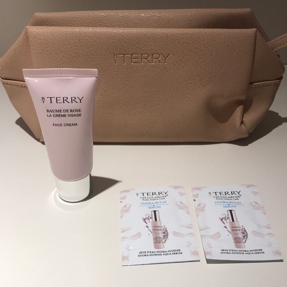 BY TERRY 1.05 OZ Face Cream + Samples